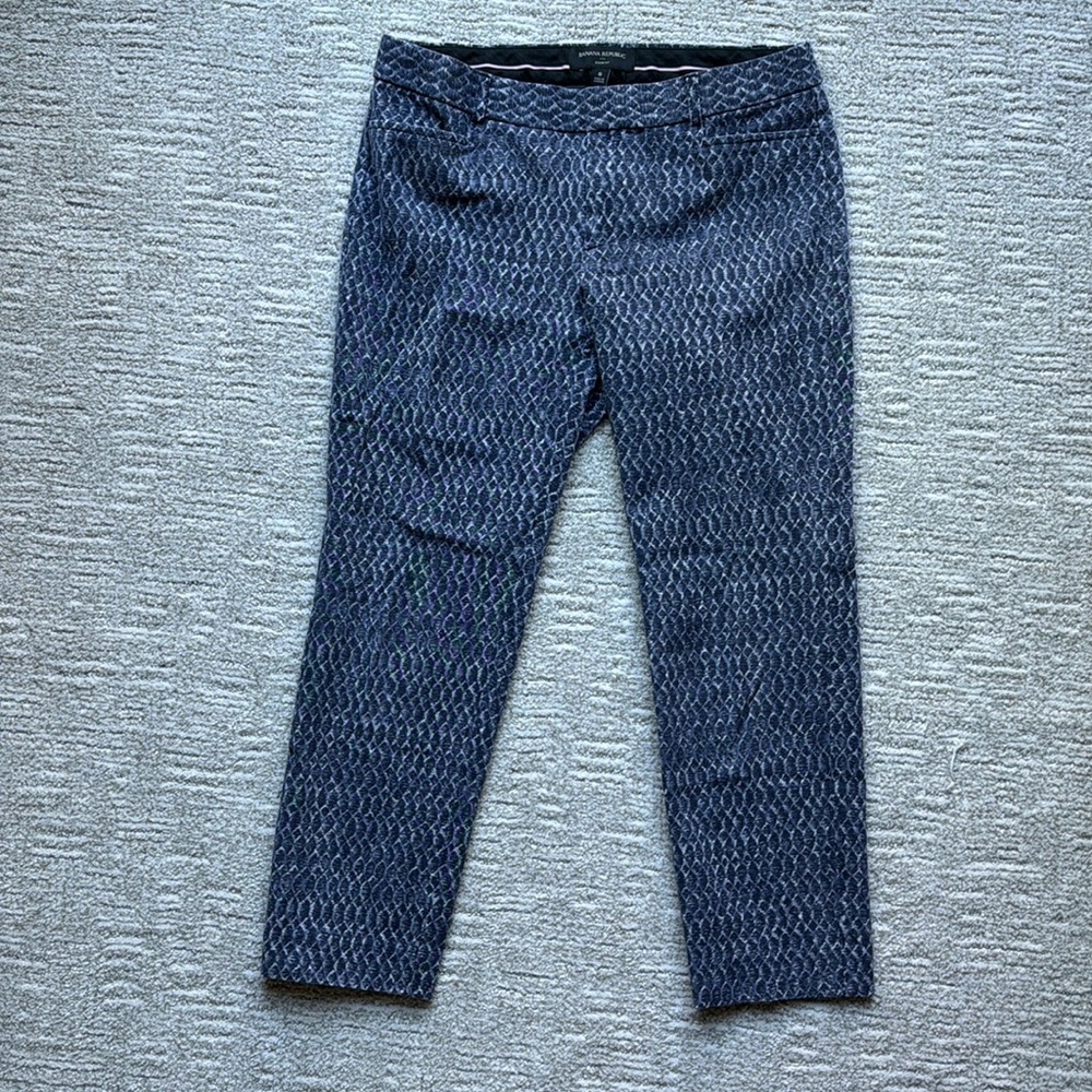 Banana Republic Sloan Pants, size 6, navy animal-print